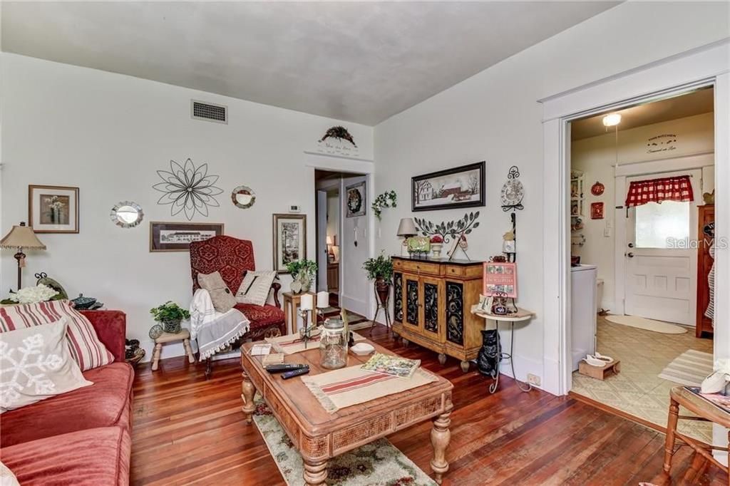 На продажу: $375,000 (0 спален, 0 ванн, 1679 Квадратных фут)