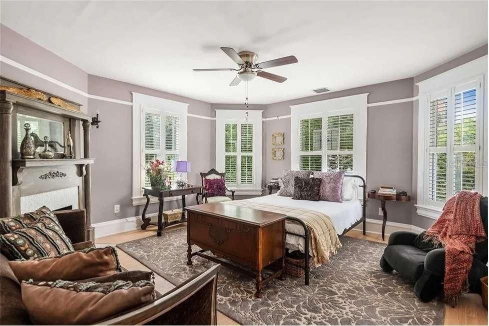 For Sale: $1,395,000 (4 beds, 3 baths, 3326 Square Feet)