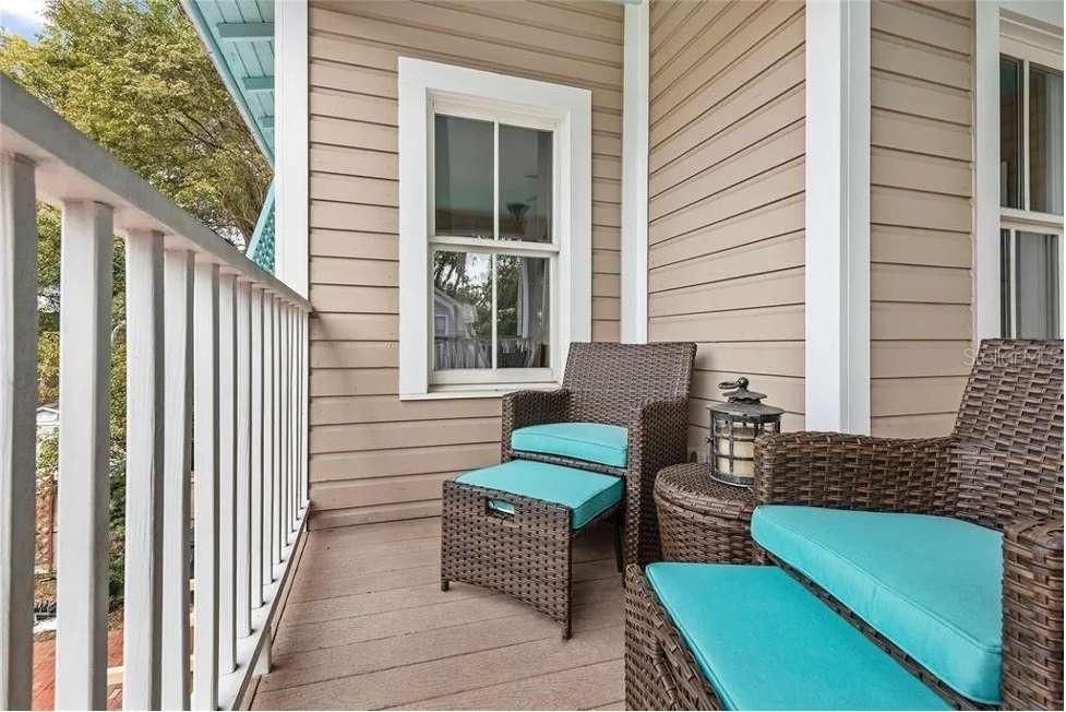 For Sale: $1,395,000 (4 beds, 3 baths, 3326 Square Feet)