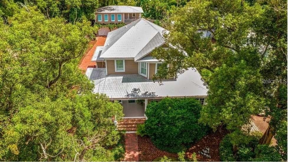 For Sale: $1,395,000 (4 beds, 3 baths, 3326 Square Feet)