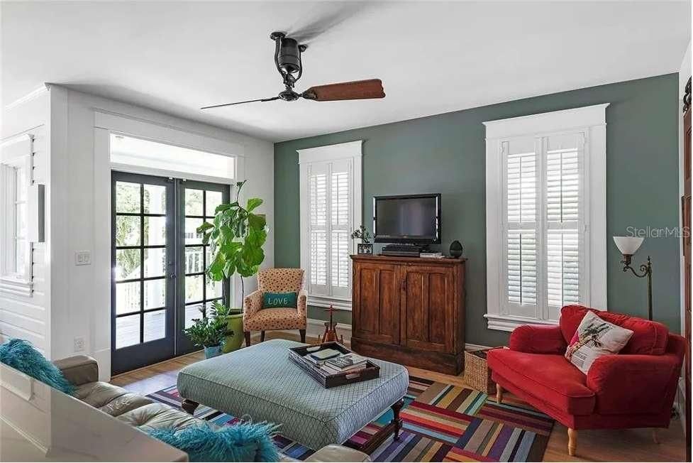 For Sale: $1,395,000 (4 beds, 3 baths, 3326 Square Feet)