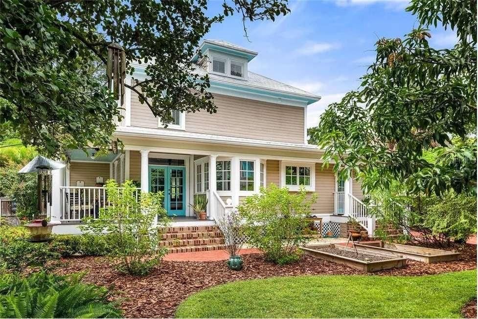 For Sale: $1,395,000 (4 beds, 3 baths, 3326 Square Feet)