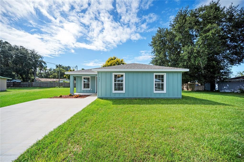 Vendido Recientemente: $279,000 (4 camas, 2 baños, 1411 Pies cuadrados)
