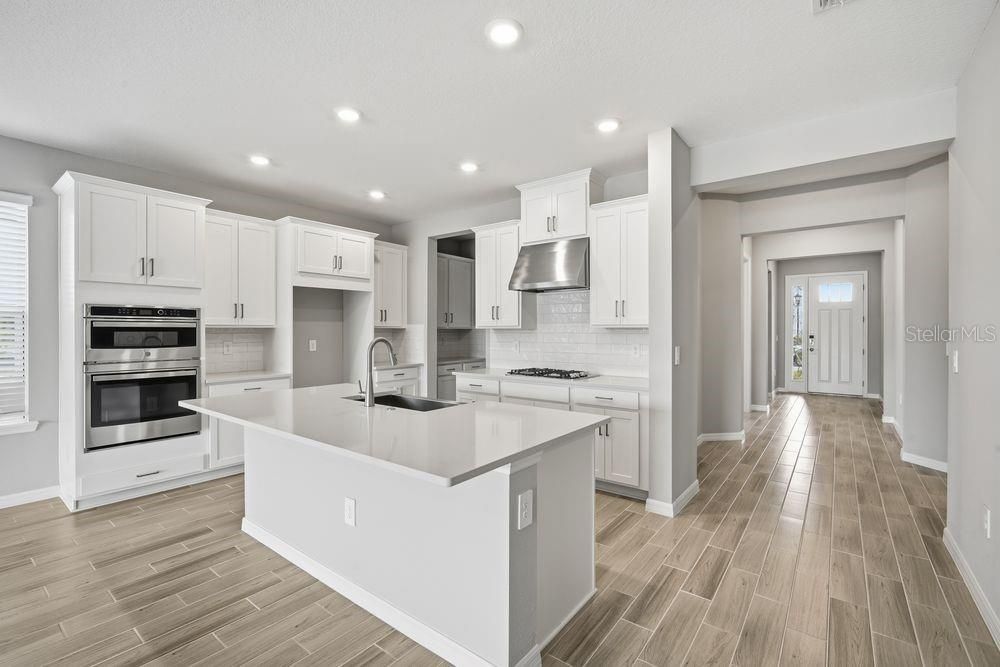 Active With Contract: $469,999 (4 beds, 3 baths, 2394 Square Feet)