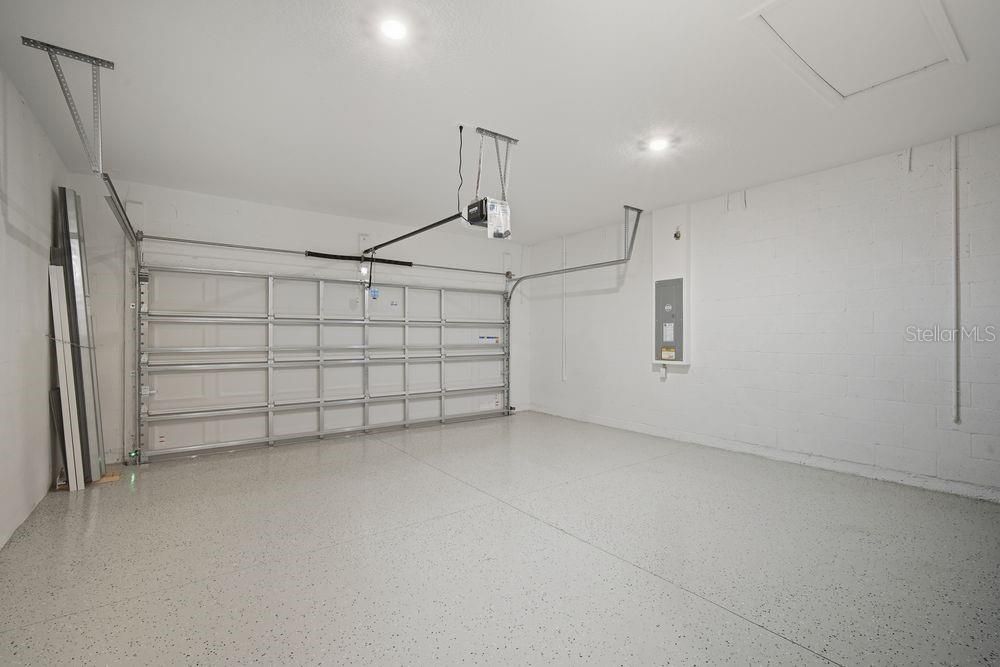 Active With Contract: $469,999 (4 beds, 3 baths, 2394 Square Feet)