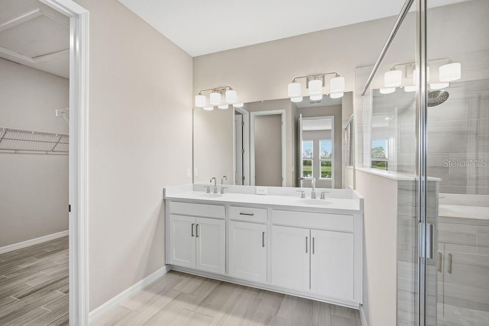 Active With Contract: $469,999 (4 beds, 3 baths, 2394 Square Feet)