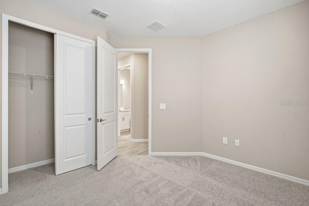 Active With Contract: $469,999 (4 beds, 3 baths, 2394 Square Feet)