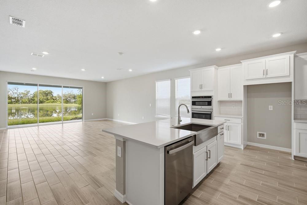 Active With Contract: $469,999 (4 beds, 3 baths, 2394 Square Feet)