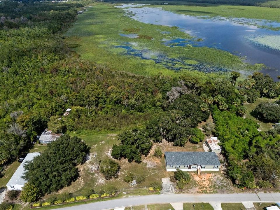 待售: $350,000 (4 贝兹, 2 浴室, 1919 平方英尺)