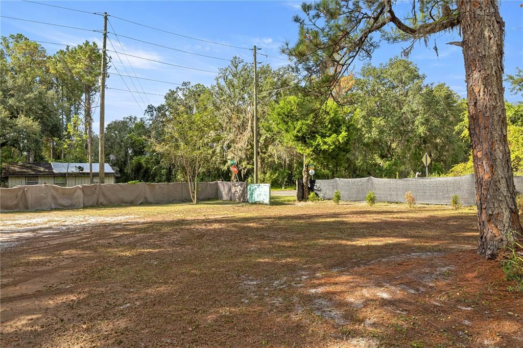 На продажу: $175,000 (3 спален, 2 ванн, 1040 Квадратных фут)