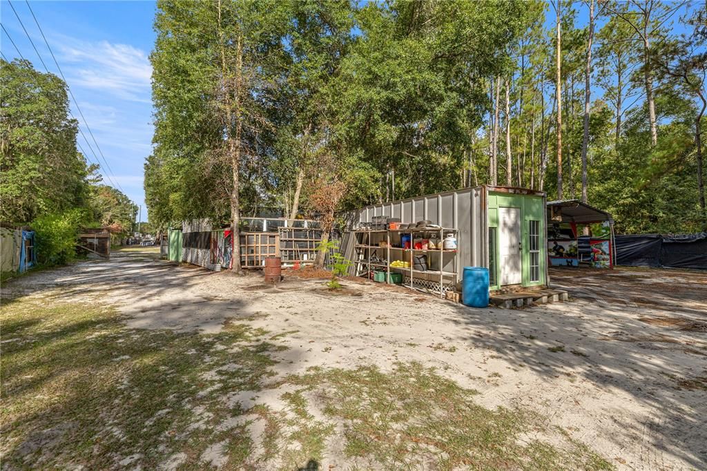 На продажу: $175,000 (3 спален, 2 ванн, 1040 Квадратных фут)