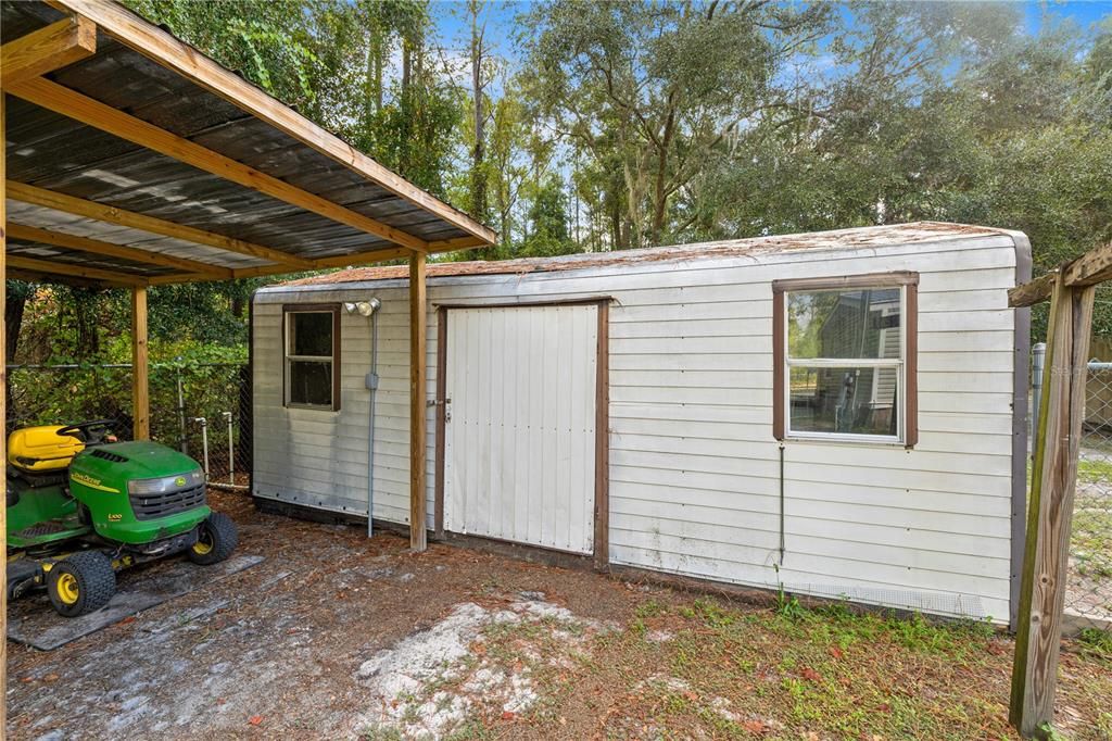 На продажу: $175,000 (3 спален, 2 ванн, 1040 Квадратных фут)