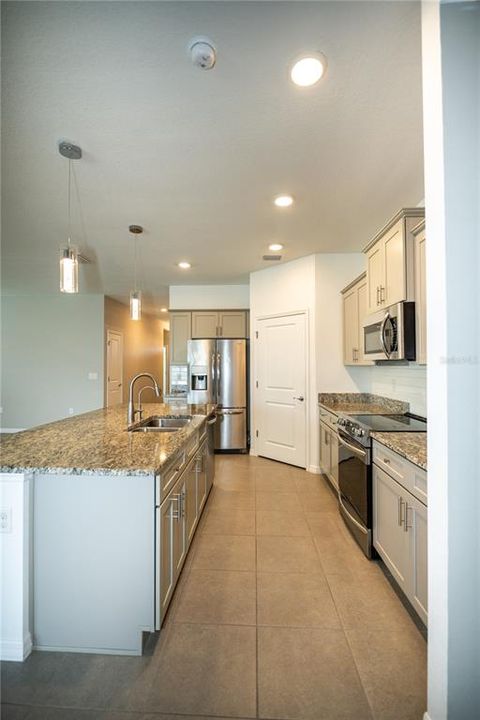 出租: $2,750 (3 贝兹, 2 浴室, 1856 平方英尺)