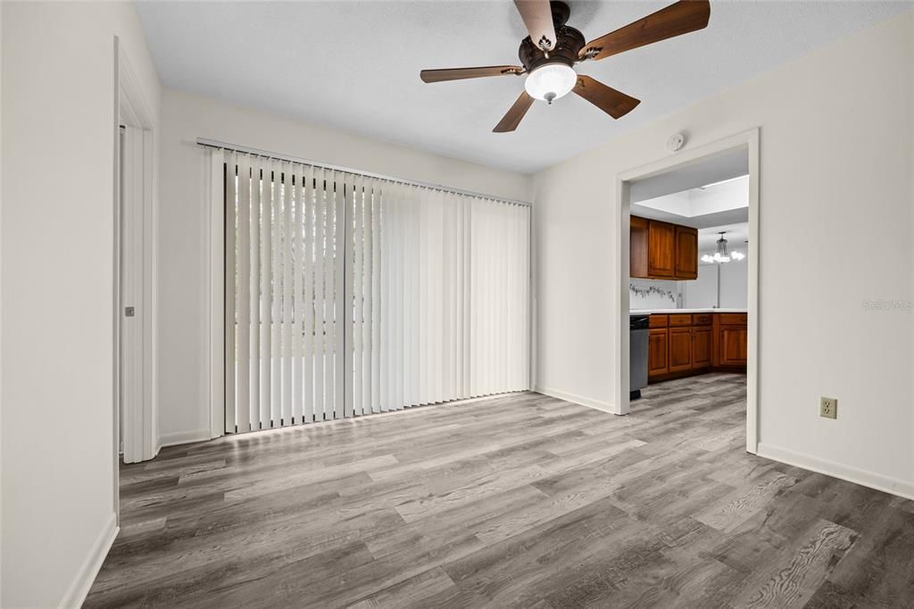 Active With Contract: $370,000 (3 beds, 2 baths, 1708 Square Feet)