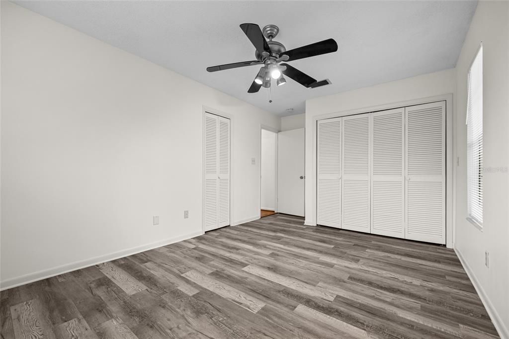 Active With Contract: $370,000 (3 beds, 2 baths, 1708 Square Feet)