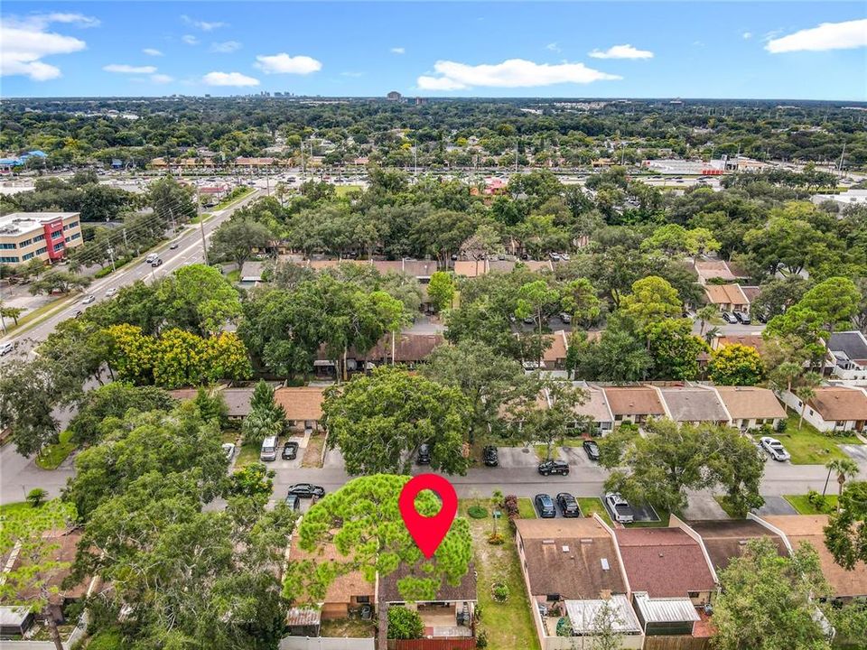 Под контрактом: $249,000 (2 спален, 2 ванн, 1103 Квадратных фут)