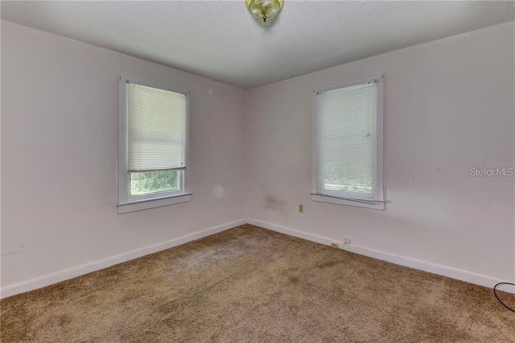 En Venta: $249,000 (2 camas, 1 baños, 724 Pies cuadrados)