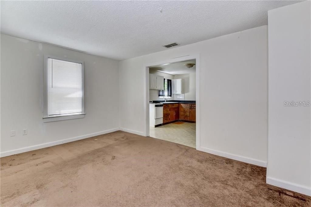 En Venta: $249,000 (2 camas, 1 baños, 724 Pies cuadrados)