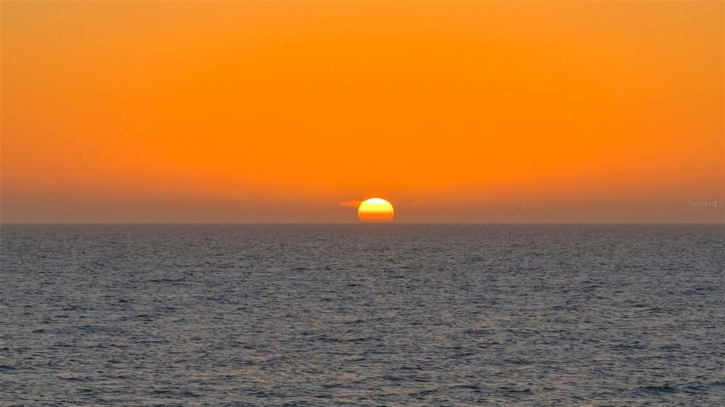 En Venta: $2,399,999 (6 camas, 4 baños, 3753 Pies cuadrados)