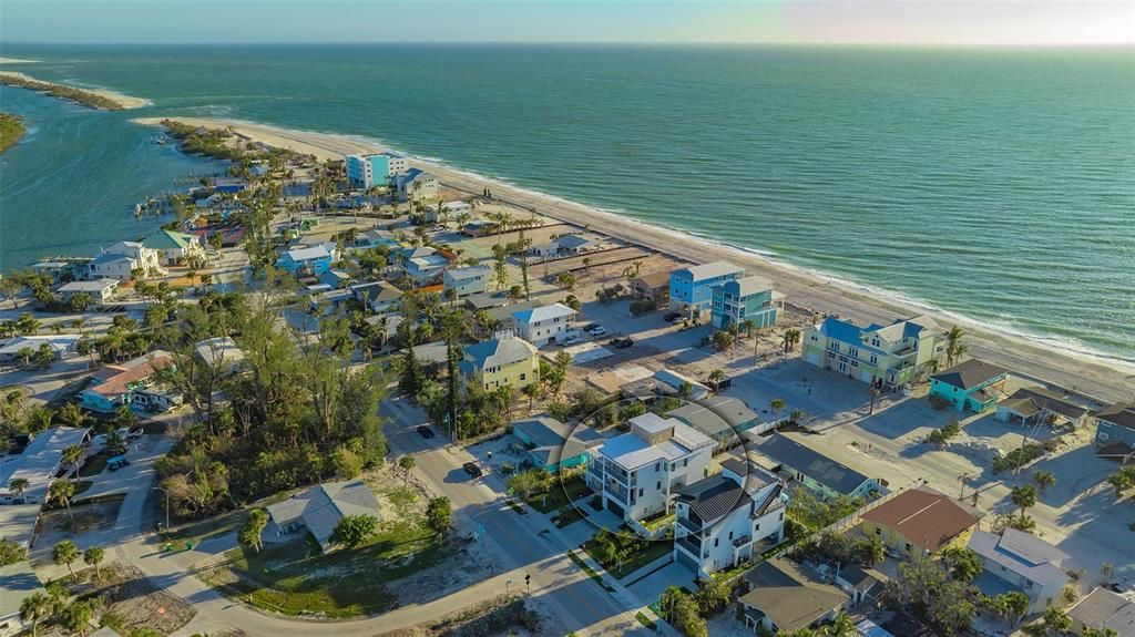 En Venta: $2,399,999 (6 camas, 4 baños, 3753 Pies cuadrados)