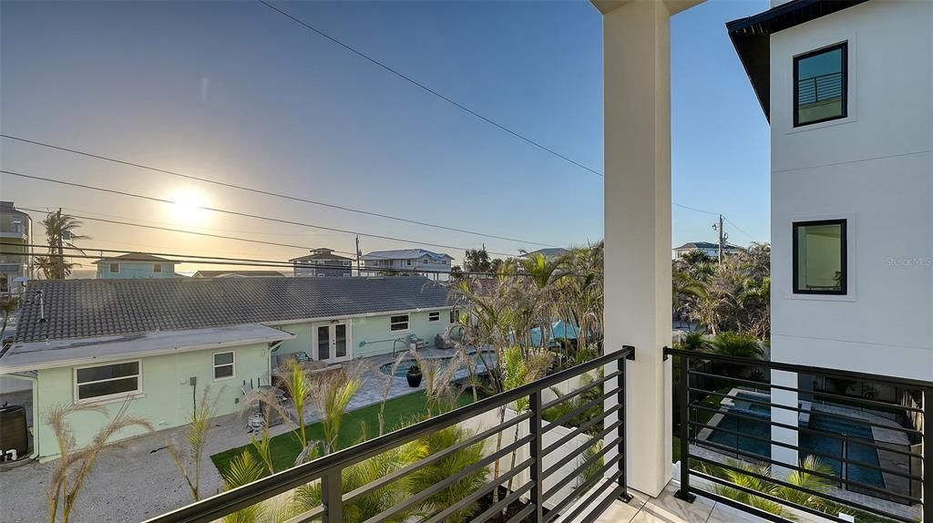 En Venta: $2,399,999 (6 camas, 4 baños, 3753 Pies cuadrados)