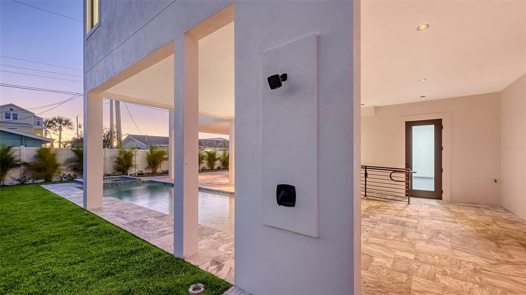 En Venta: $2,399,999 (6 camas, 4 baños, 3753 Pies cuadrados)