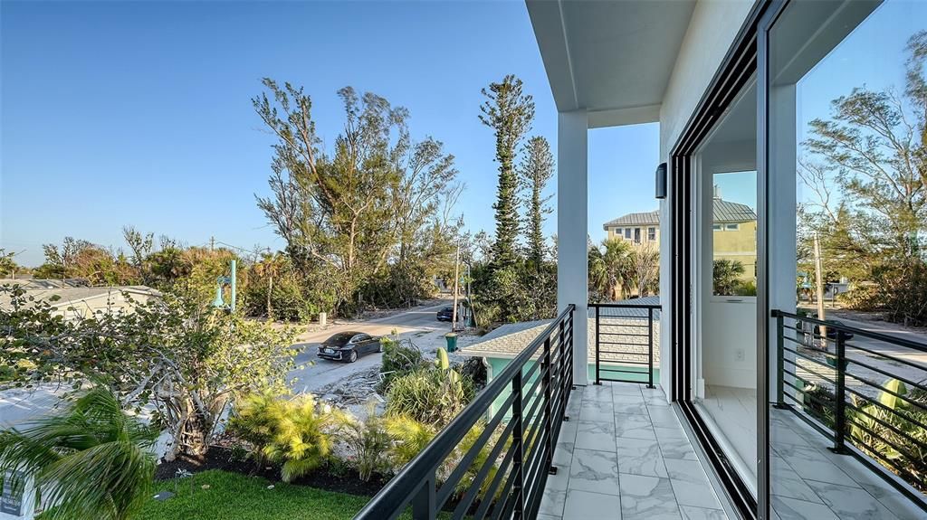 En Venta: $2,399,999 (6 camas, 4 baños, 3753 Pies cuadrados)