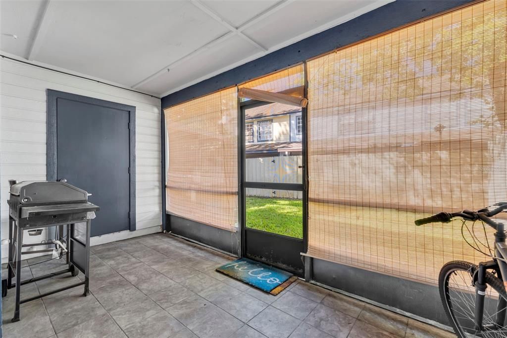 Active With Contract: $247,500 (2 beds, 2 baths, 1390 Square Feet)