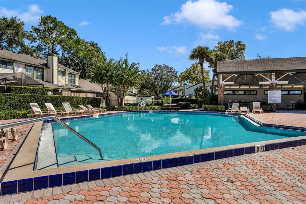 Active With Contract: $247,500 (2 beds, 2 baths, 1390 Square Feet)