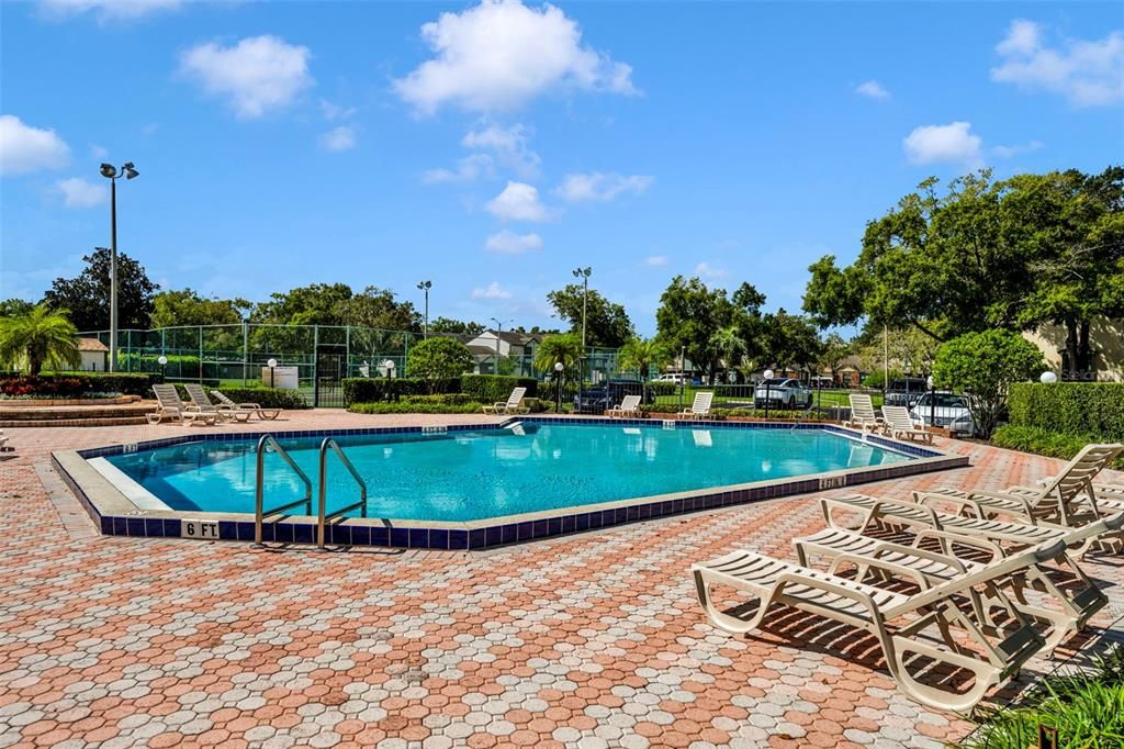 Active With Contract: $247,500 (2 beds, 2 baths, 1390 Square Feet)