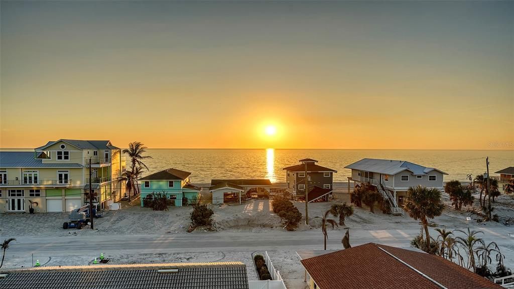 待售: $1,899,999 (3 贝兹, 2 浴室, 2665 平方英尺)