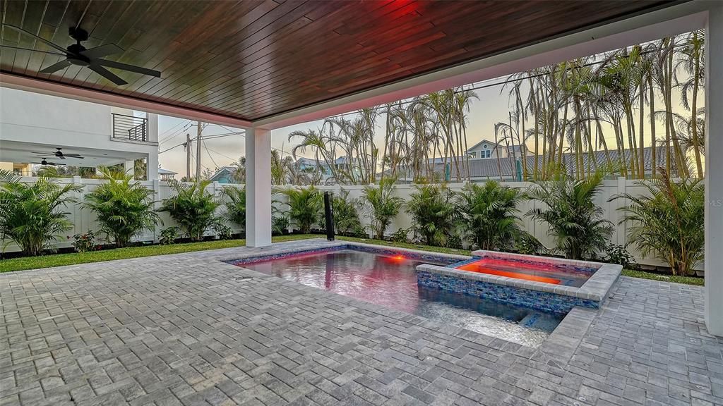 待售: $1,899,999 (3 贝兹, 2 浴室, 2665 平方英尺)