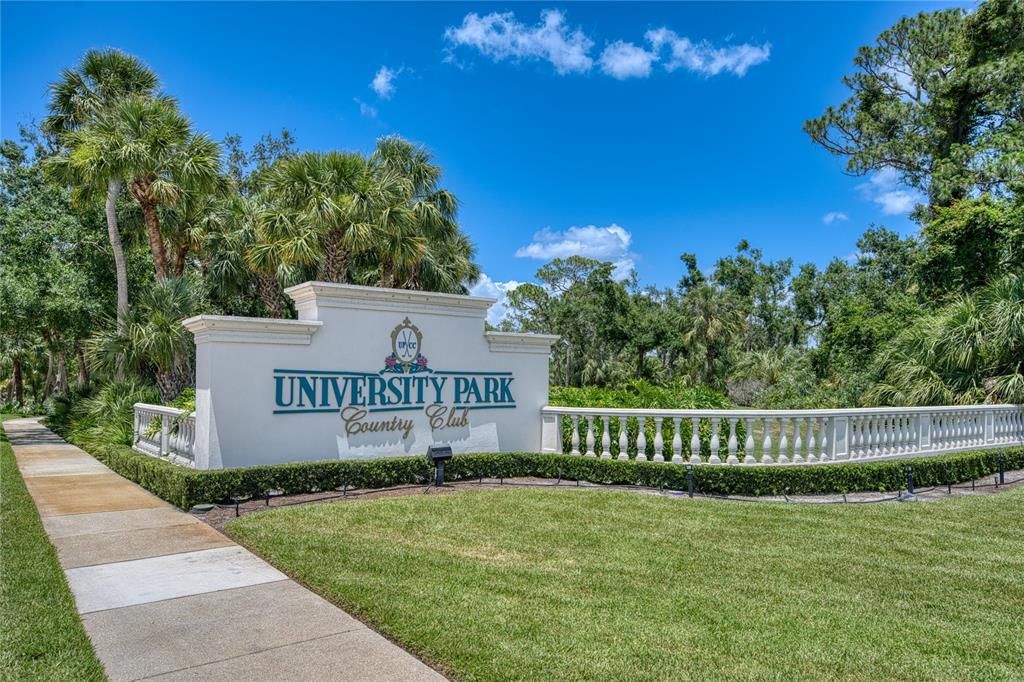 Active With Contract: $699,000 (3 beds, 2 baths, 1928 Square Feet)