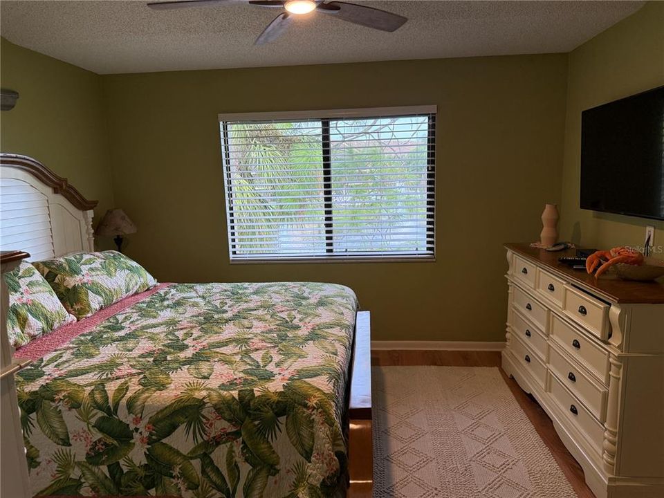 For Rent: $3,400 (2 beds, 2 baths, 1156 Square Feet)