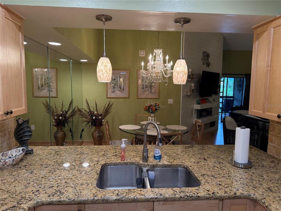 For Rent: $3,400 (2 beds, 2 baths, 1156 Square Feet)