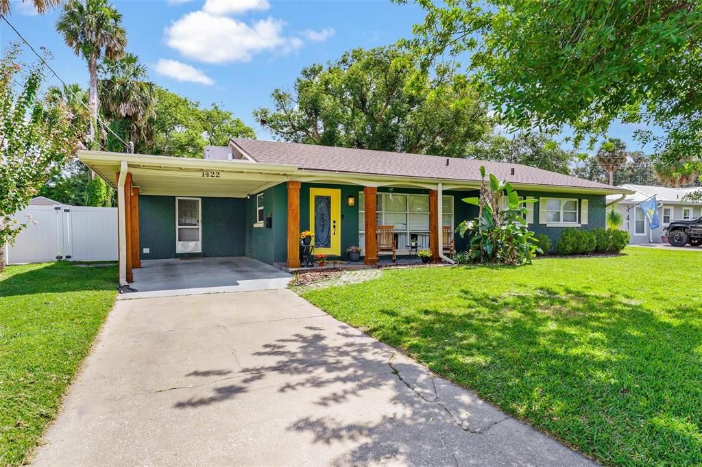 Activo con contrato: $275,000 (2 camas, 2 baños, 1551 Pies cuadrados)