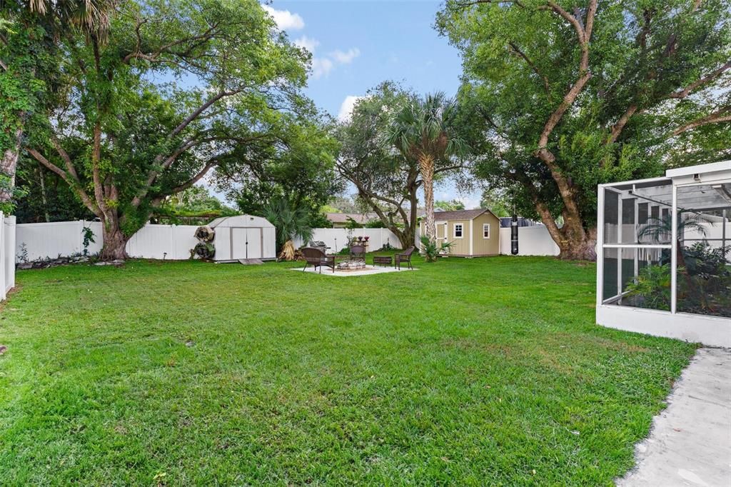 Activo con contrato: $275,000 (2 camas, 2 baños, 1551 Pies cuadrados)