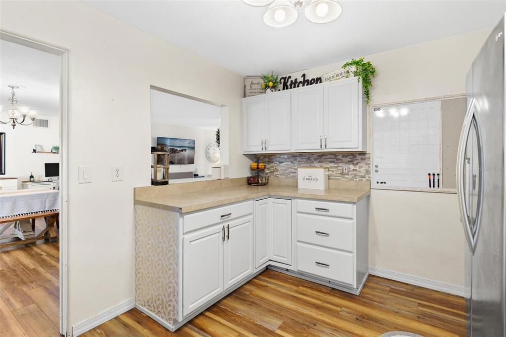 Activo con contrato: $275,000 (2 camas, 2 baños, 1551 Pies cuadrados)