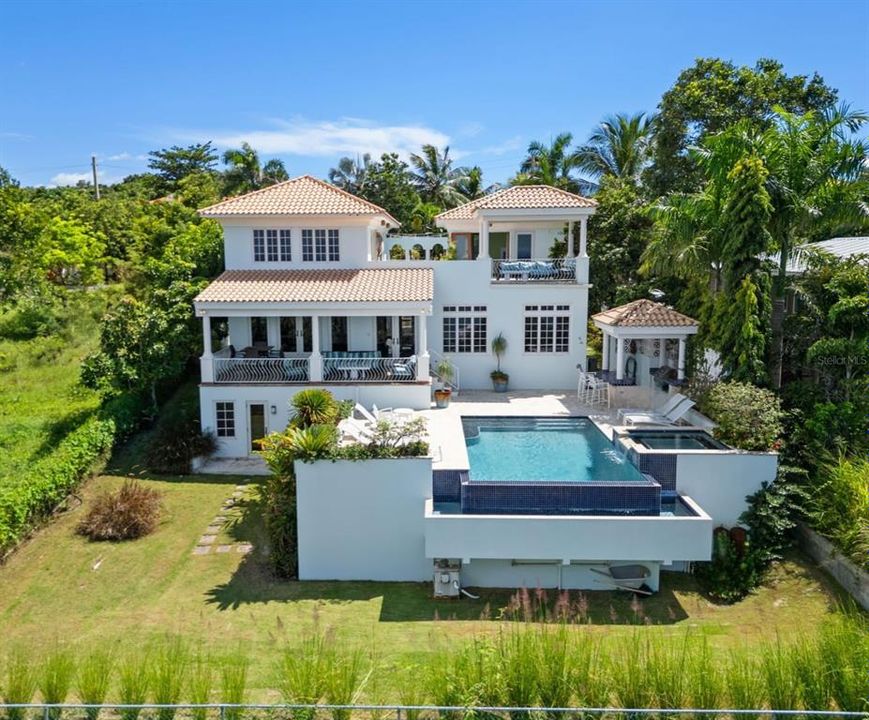 待售: $2,495,000 (5 贝兹, 4 浴室, 3200 平方英尺)