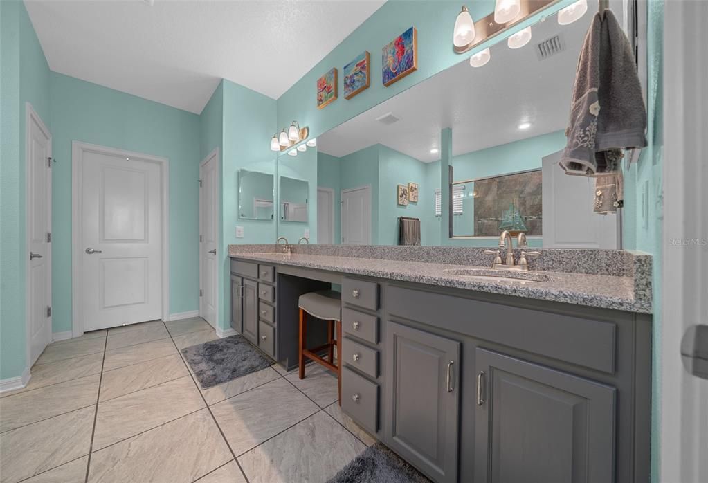 待售: $479,000 (3 贝兹, 2 浴室, 2024 平方英尺)