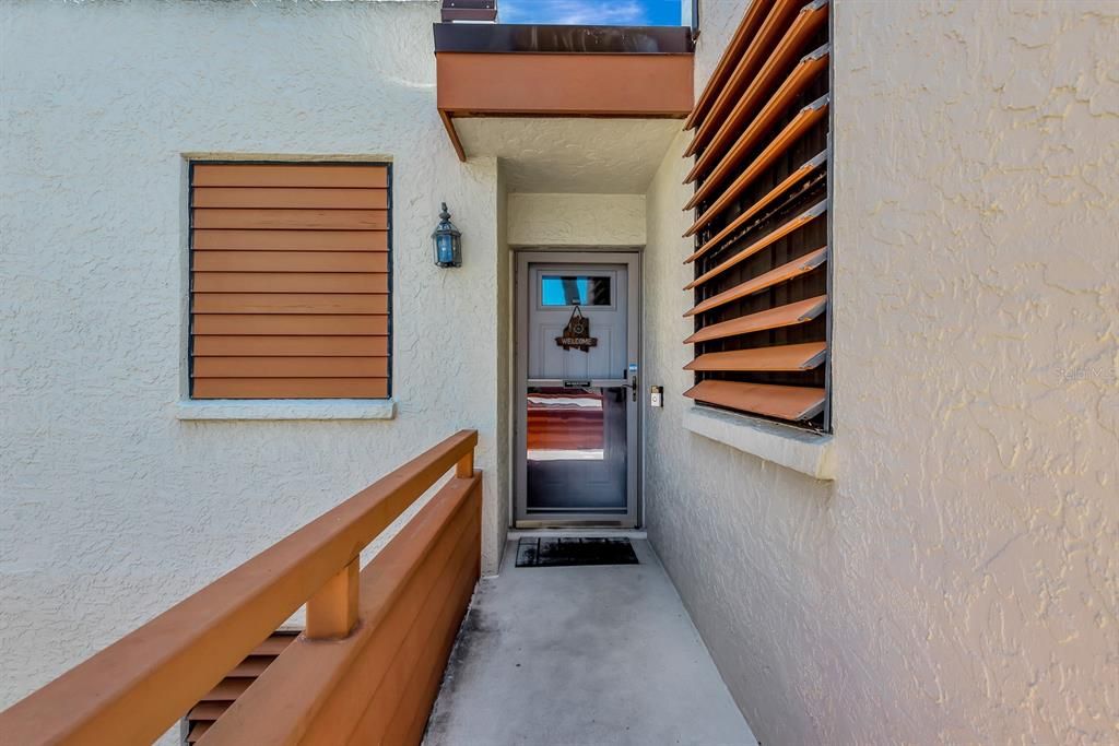 出租: $2,250 (2 贝兹, 2 浴室, 1304 平方英尺)