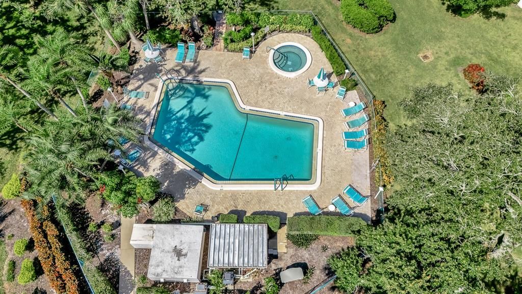 出租: $2,250 (2 贝兹, 2 浴室, 1304 平方英尺)