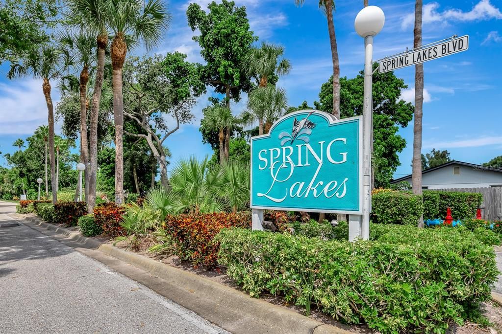 出租: $2,250 (2 贝兹, 2 浴室, 1304 平方英尺)