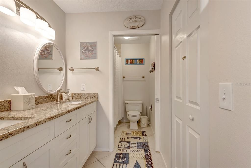 出租: $2,250 (2 贝兹, 2 浴室, 1304 平方英尺)