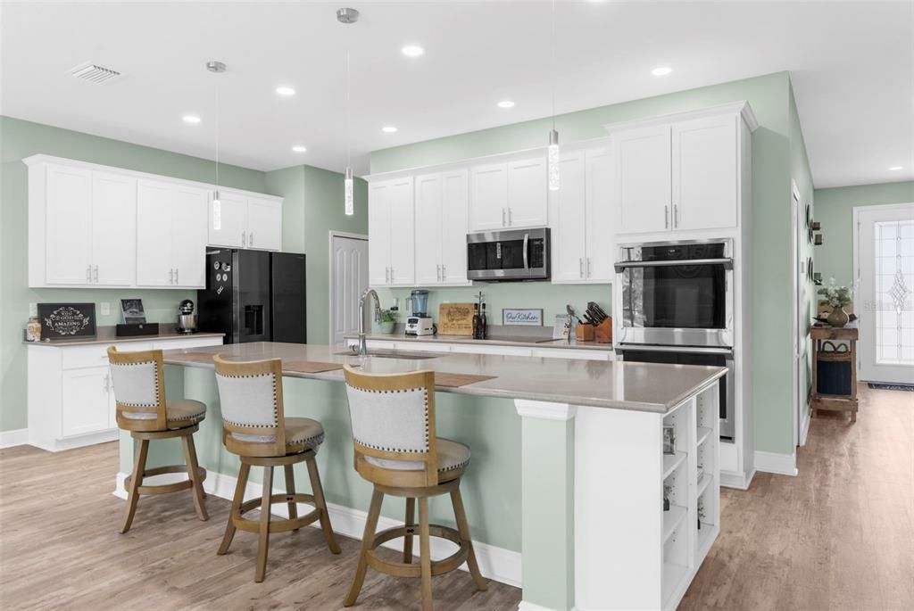 На продажу: $585,000 (5 спален, 3 ванн, 2266 Квадратных фут)