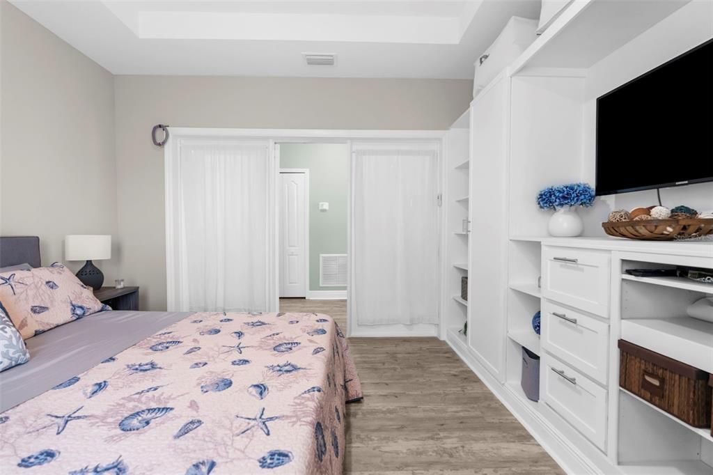 На продажу: $585,000 (5 спален, 3 ванн, 2266 Квадратных фут)