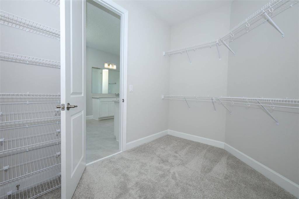 For Sale: $599,990 (4 beds, 3 baths, 2818 Square Feet)