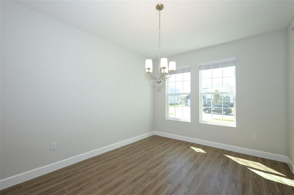 For Sale: $599,990 (4 beds, 3 baths, 2818 Square Feet)