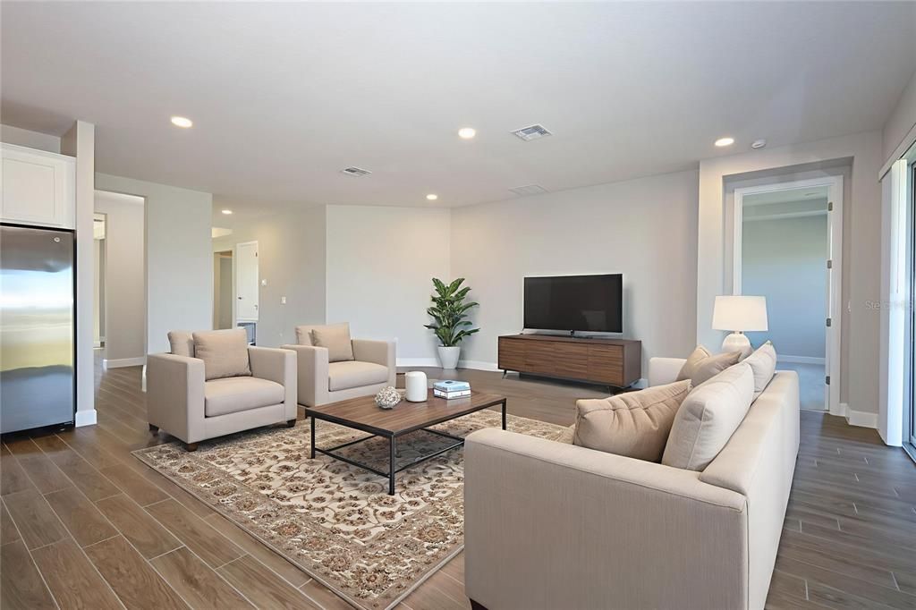 For Sale: $599,990 (4 beds, 3 baths, 2818 Square Feet)