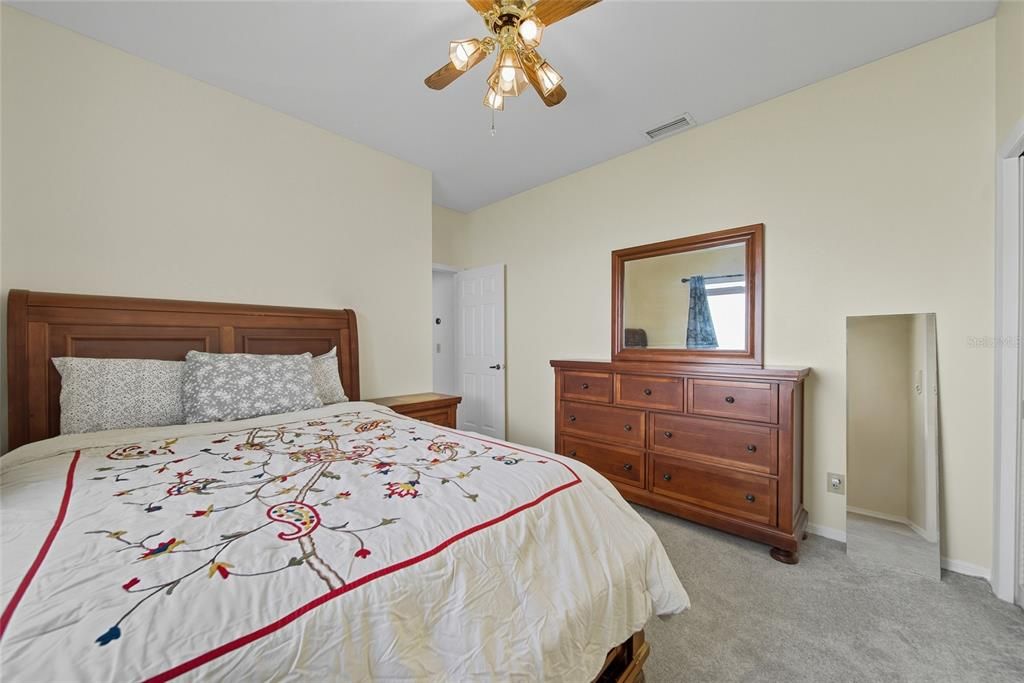 For Sale: $665,000 (4 beds, 3 baths, 2537 Square Feet)